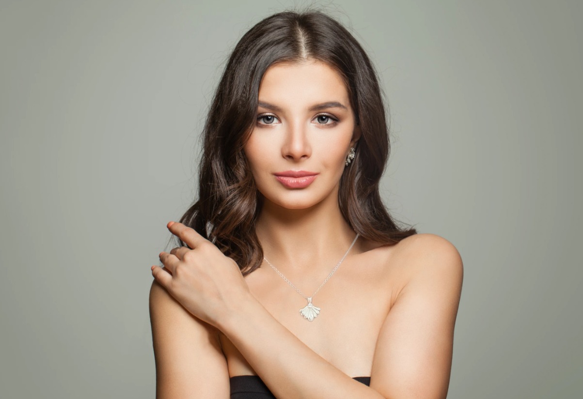 Initial Letter Necklace 14K Solid Gold Handmade - Image 5