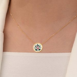 18K Solid Gold December Birth Flower Necklace, Gold Christmas Pendant, Personalized December Holly, December Flower, Christmas Gift for Her