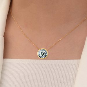 Solid Gold December Birth Flower Necklace, Christmas Gold Pendant, Personalized December Holly, Handmade Christmas Jewelry,