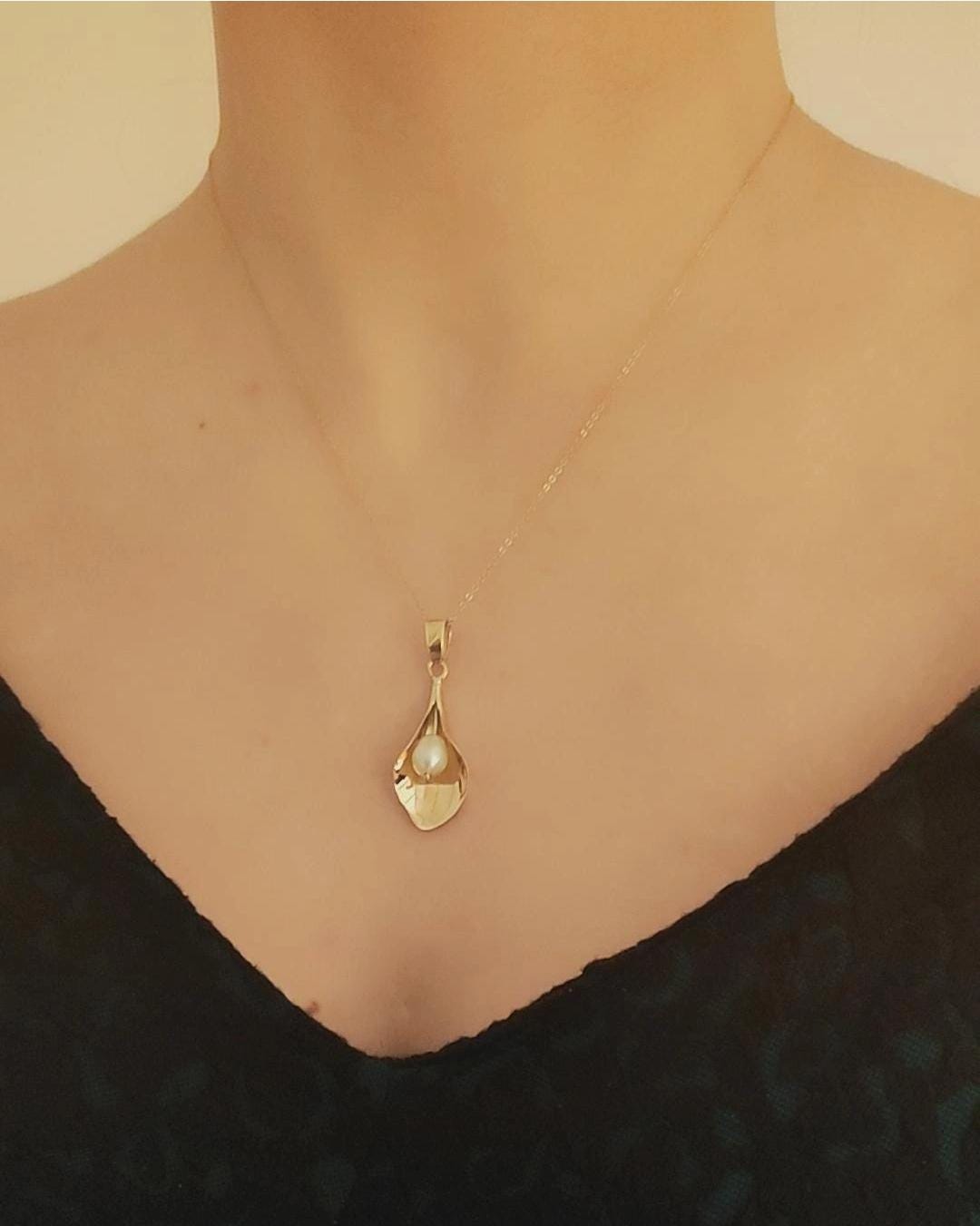 14k Solid Gold Calla Lily Pearl Necklace: Handmade Minimalist Pendant, Flower Pendant